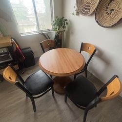 Cute Solid Retro Four Chair Bistro Set