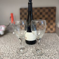Set Of 10 Wine Glasses 