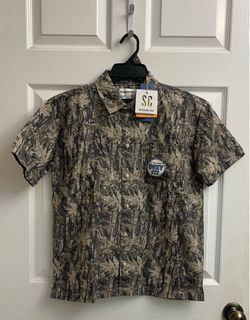 Brand new Boys boxy fit camo shirt size L 14-16