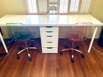 Office Desk with 5 drawers and 2 acrylic chairs