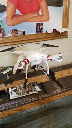 DJI PHANTOM 3 STANDARD/ NO CAMERA