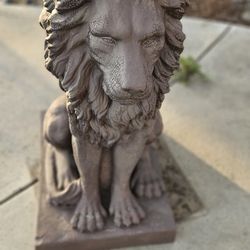 Lion outdoor dekor