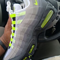 Nike airmax 95 volt 2026