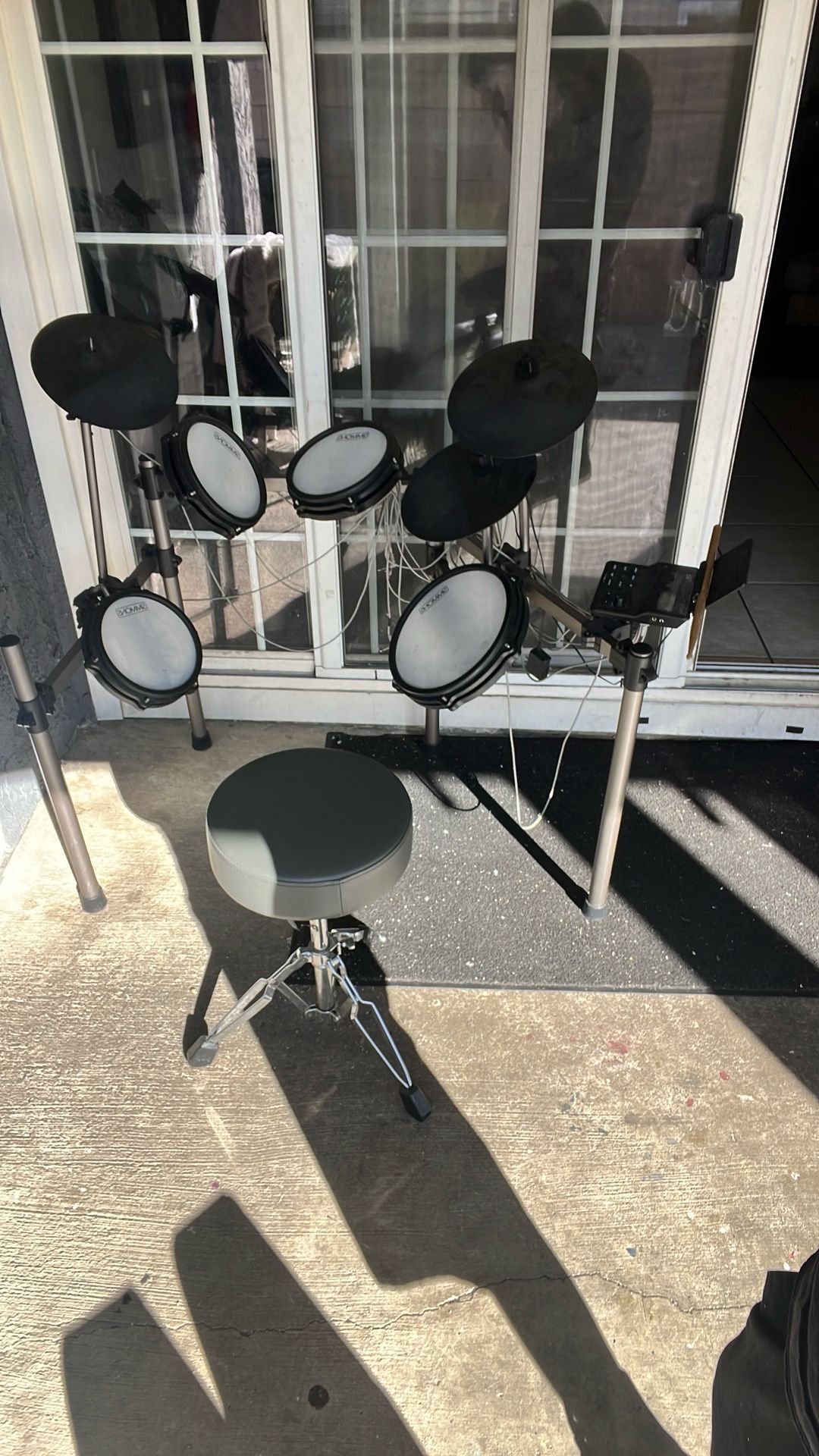 Simmons Drum Set