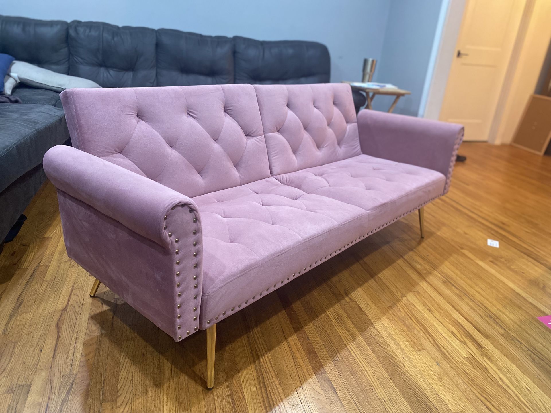 Pink/purple couch