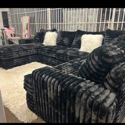 Brand New Comfy Super Plush Corduroy Sectional Set 