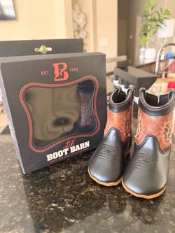 Infant boots