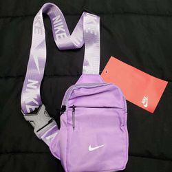 Nike Crossbody Travel Bag 5x7