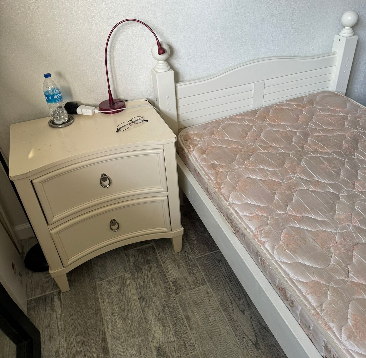Two twin beds
