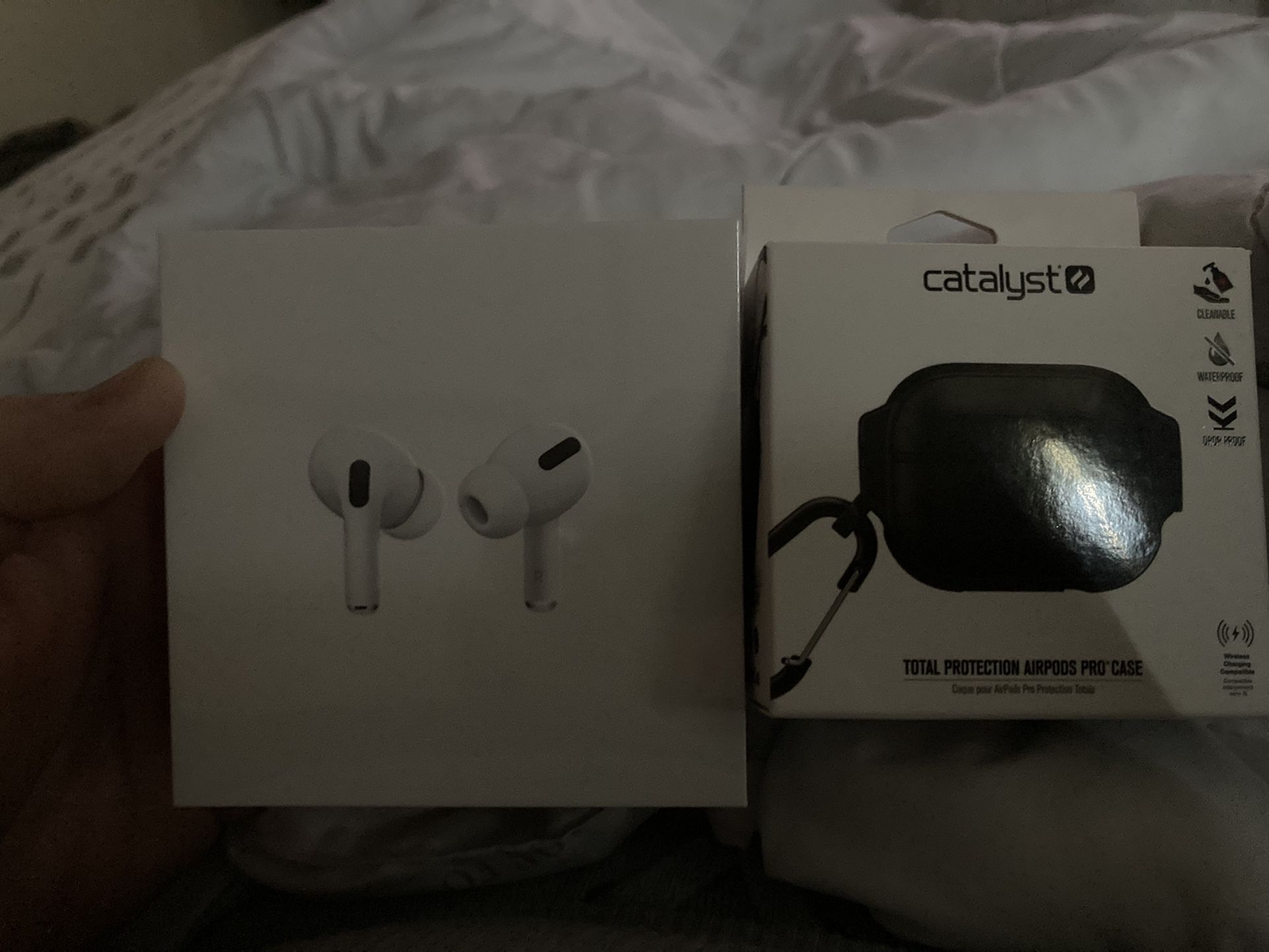 AirPod Pro+Catalyst Case
