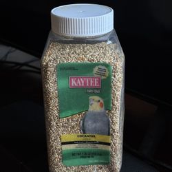 Cockatiel bird food