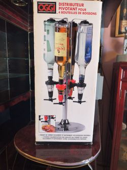 Ohhi four bottle revolving liquor dispenser