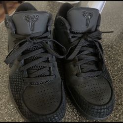 Kobe 4 Protro Gift of Mamba size 6