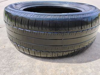 One Goodyear 235/55/17 235/55/R17 tire good condition