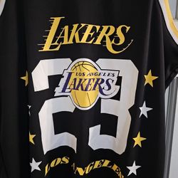 Los Angeles Lakers Jersey 👕 (Small)