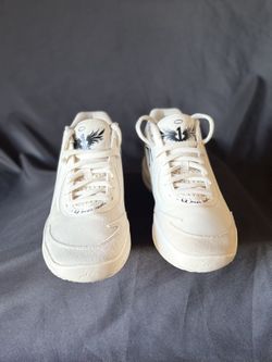Puma Boys Mb. 02 Whispers Basketball Size 6