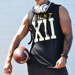 GYM sleeveless hoodie L & XL