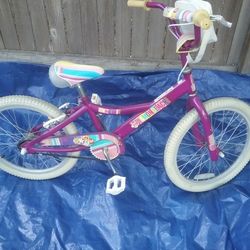 Diamond Back Girl's Bike