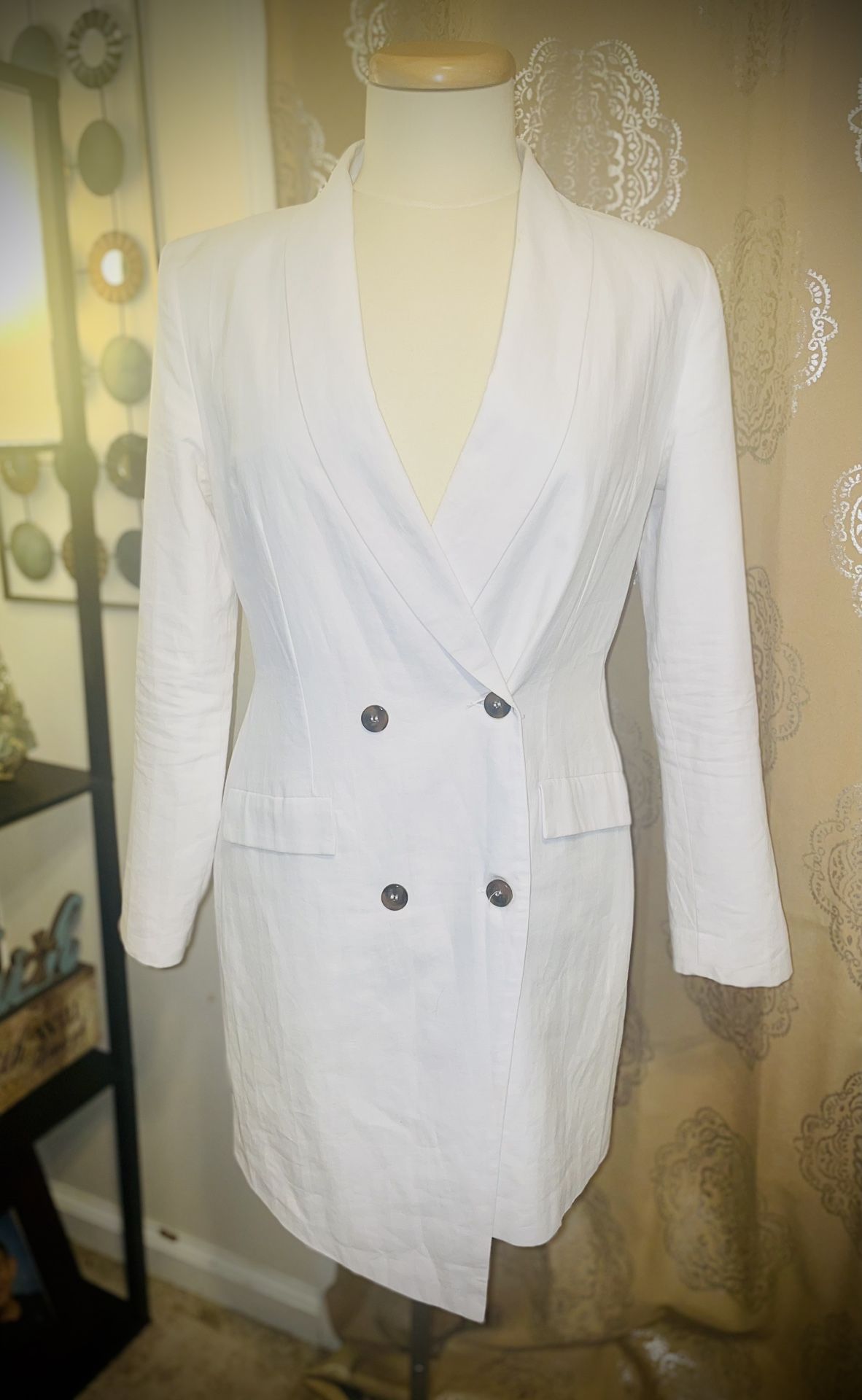 Unique 21 Double Breasted Asymmetrical White Blazer Dress Size 6