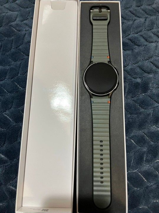 Samsung Galaxy Watch 7 (44 mm, Wi-Fi)
