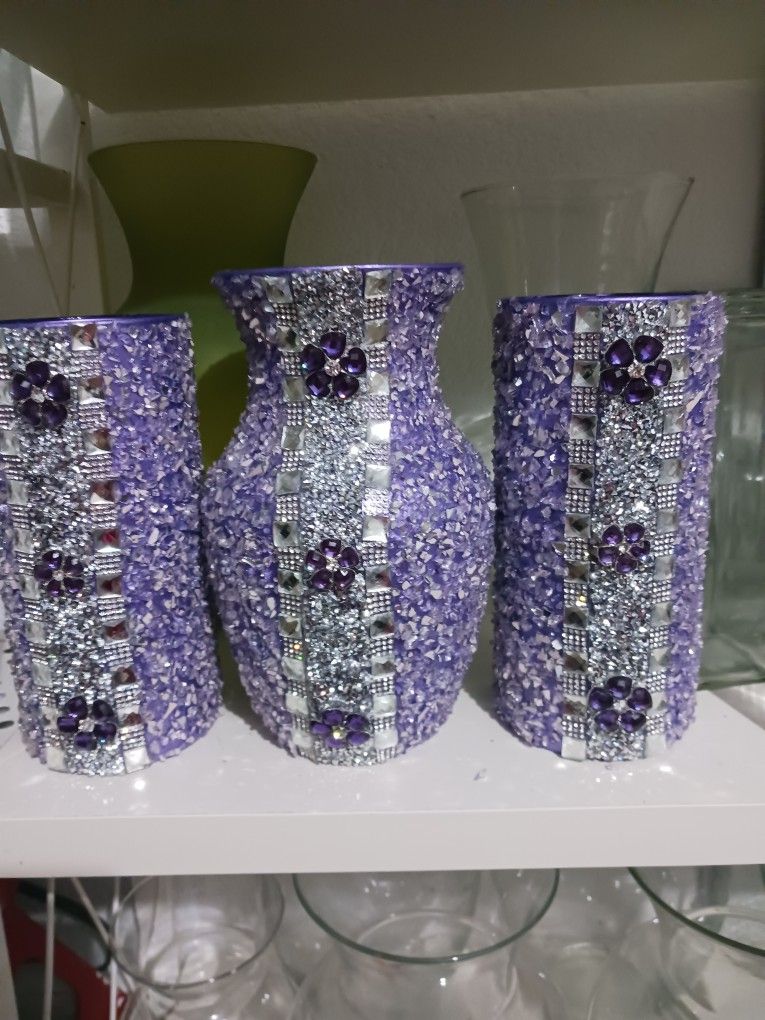 3PC PURPLE GLAM SET..I'm In Blue Springs. Mo