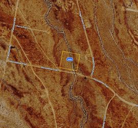 2.21 acres en oro grande California solo $10,000 de enganche!