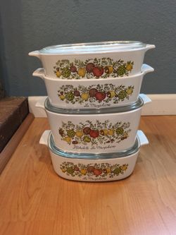 Vintage Corning Ware "La Marjolaine" casserole dish set