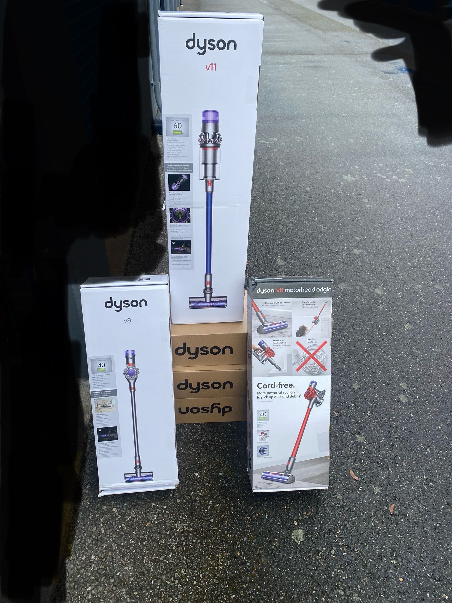 DYSON CORDLESS STICK VACUUMS NEW & SEALED