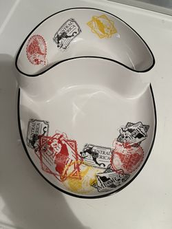 Disney Park’s Ceramic Chip & Dip Dish