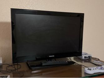 📺 FOR SALE – Toshiba 24” LCD TV/DVD Combo (Model 24V4210U)