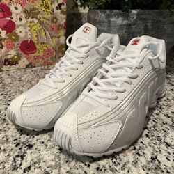 Nike Shox R4 White/Grey 8.5 Men’s 