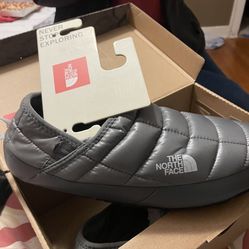 North Face Shoe