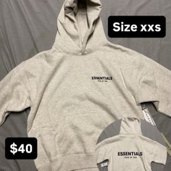 Essential Hoodie 