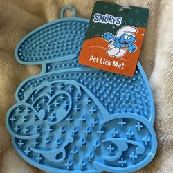 Lick Mat for Pets, Silicone Treat Licking Pad with Non Slip Base for Dogs Cats Puppies, Anxiety Reducing Enrichment Toy for Grooming Bathing Feeding D