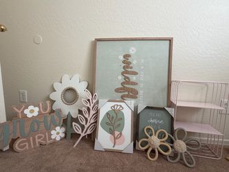 Girls room decor