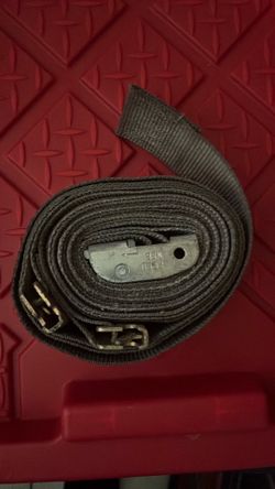Truck straps