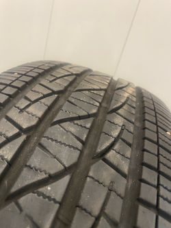 Used Car Tire with Good Tread