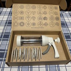 Pampered Chef Cookie Press