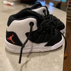 Jordan Shoes Size 4