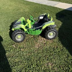 Kids all terrain ride on vehicle