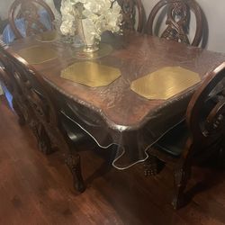 Full Wood Dining Table With Chairs 