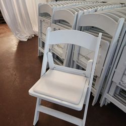 White Folding Resin Banquet Chairs 