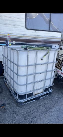 250 Gallon Water Tank