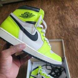 Jordan 1 Retro Visionare 