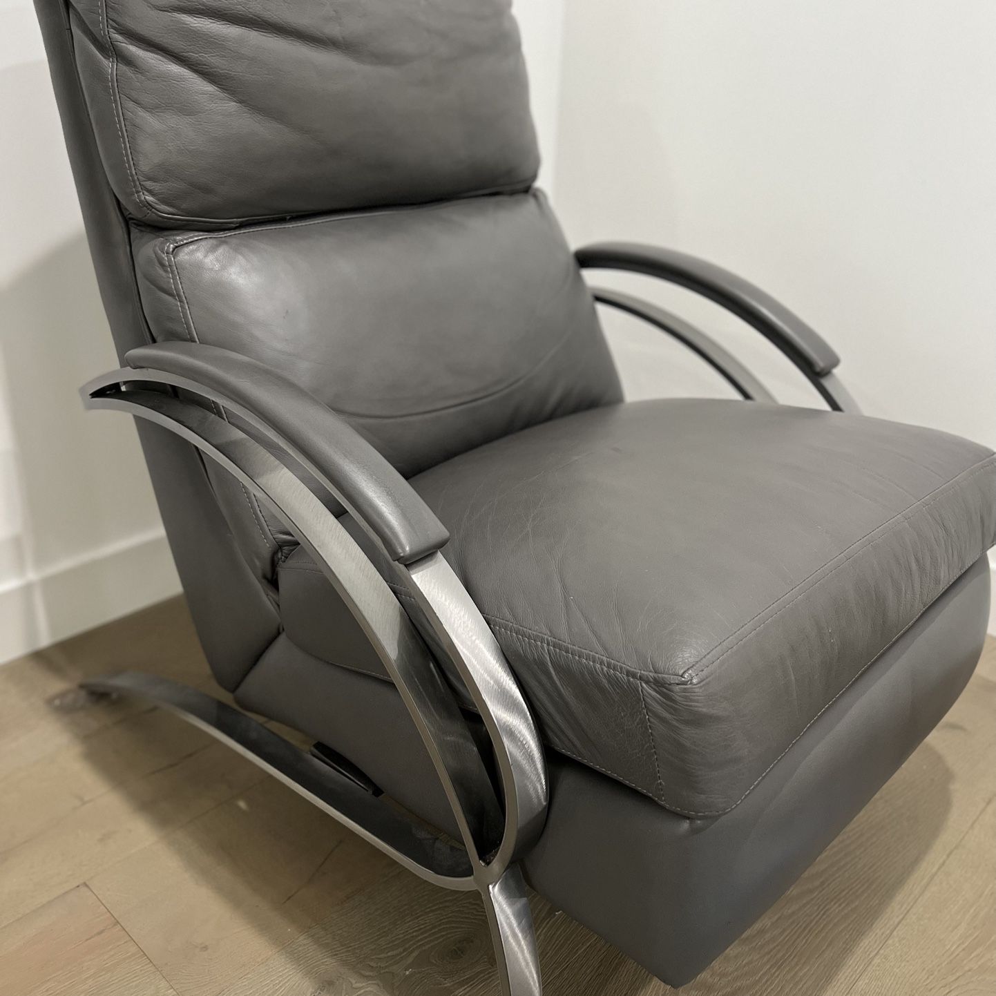 Pair Recliner Chairs