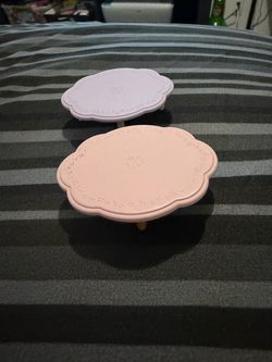 Calico Critters Pink And Purple Plastic Dollhouse Oval Embossed Coffee Tables