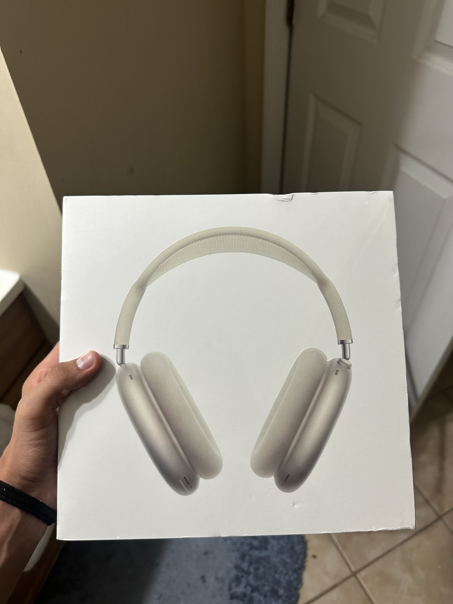 BRAND NEW STARLIGHT AIRPOD MAX 🔥🔥