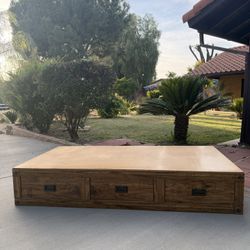 Must Go Today!! Come Get Me!!  Rustic Sturdy Wood Twin Platform Bed Base with 3 Storage Drawers (Read Description)