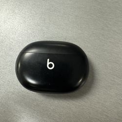 Black Beats $40 Only Right Side Works 