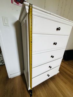 White 5-Drawer Tall Dresser